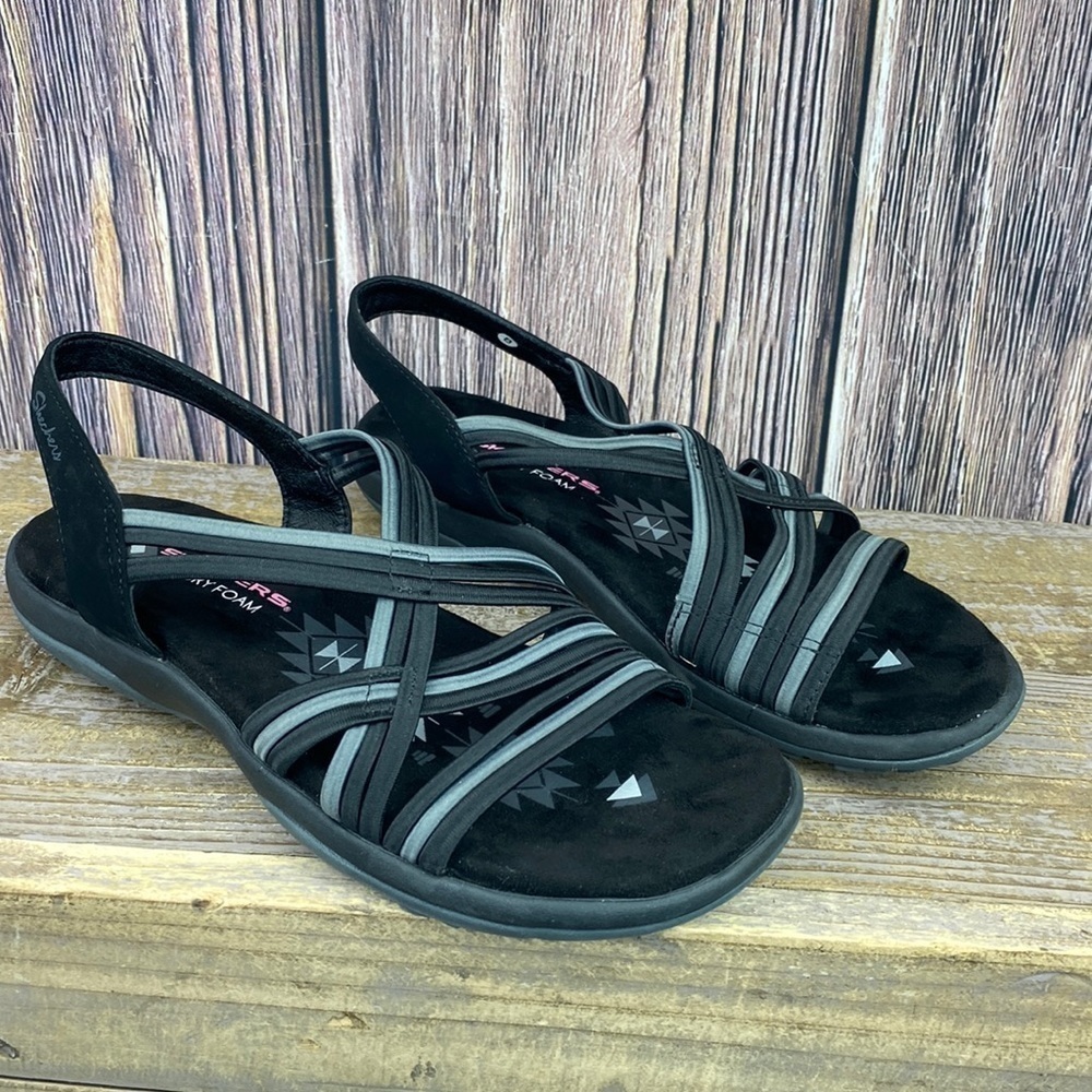 Sketchers Memory Form Black Sandals - Size 8